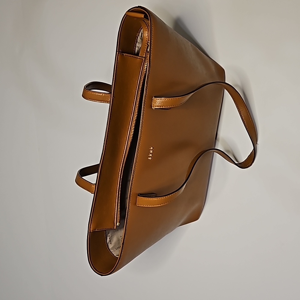 DKNY medium leather tote - Picture 2 of 6